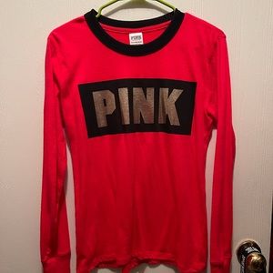 VS PINK TEE